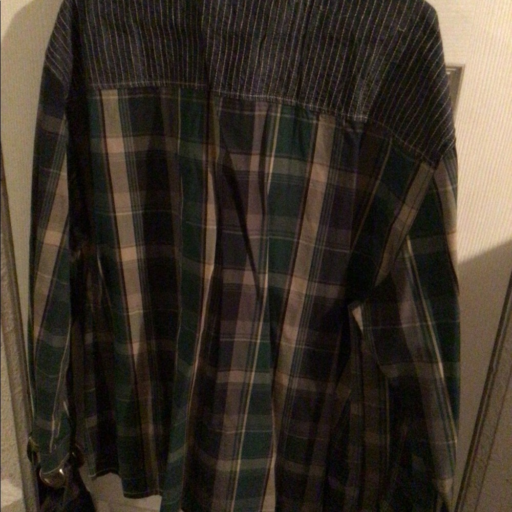 Eight 732 Button Up - Picture 2 of 3